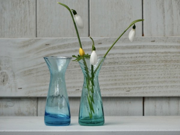 Krokusgläser - kleine blaue Vasen