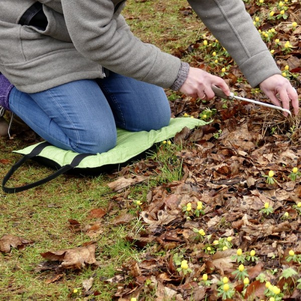 Kniekissen für die Gartenarbeit grün